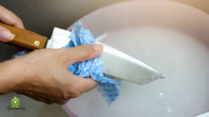 Why Knife Cleaning and Sanitizing Is Non-Negotiable